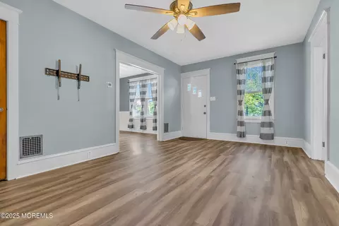 235 Maple Ave, Delanco, NJ 08075 photo 9