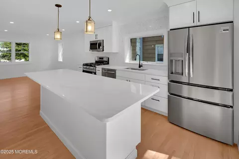 1727 Elizabeth Ct, Wall, NJ 07719