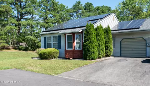 8 Mill Rd #64, Whiting, NJ 08759