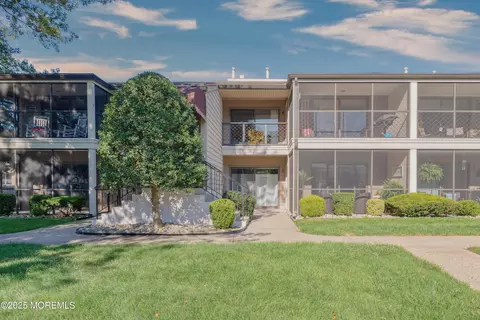 1501 Hulse Rd #3, Point Pleasant, NJ 08742