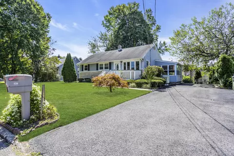 302 Birch Dr, Wall Township, NJ 07753
