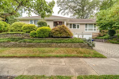 205 Parkview Ave, Ocean, NJ 07712