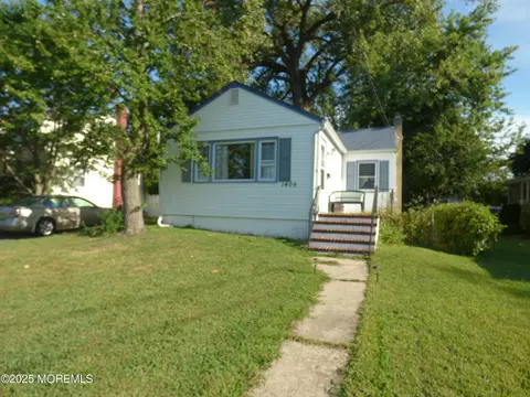 1409 7th Ave, Neptune City, NJ 07753