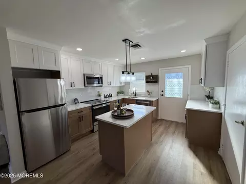 354 Dorchester Dr # A, Lakewood, NJ 08701