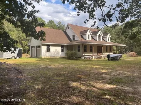 589 Genova Ave, Jackson, NJ 08527