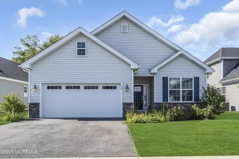 56 Churchill Blvd, Plumsted, NJ 08533