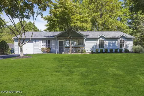 584 Brewers Bridge Rd, Jackson, NJ 08527