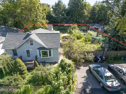 34 Lincoln Ct, Keansburg, NJ 07734