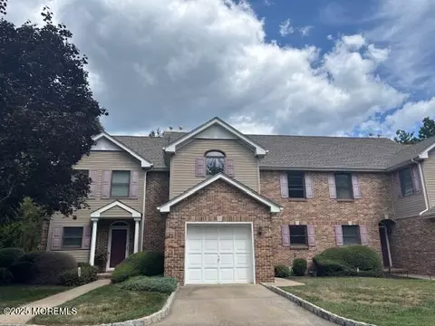 22 Weller Pl, Holmdel, NJ 07733