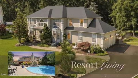 6 Tower Ct, Farmingdale, NJ 07727