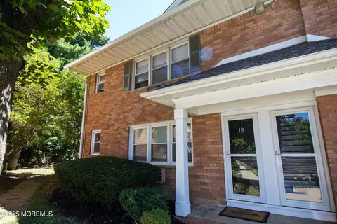 96 East Ave #19, Atlantic Highlands, NJ 07716
