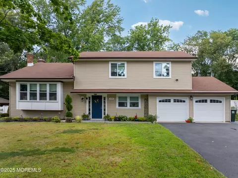 418 Union Hill Rd, Morganville, NJ 07751