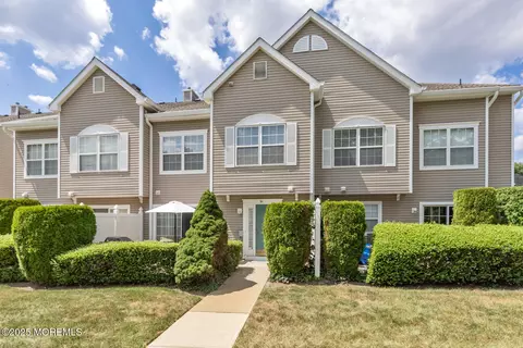 91 Watson Ct #1000, Howell, NJ 07731