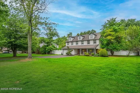 104 Gordons Corner Rd, Manalapan, NJ 07726