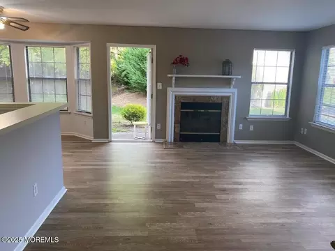 393 Carhart Ct #393, East Brunswick, NJ 08816