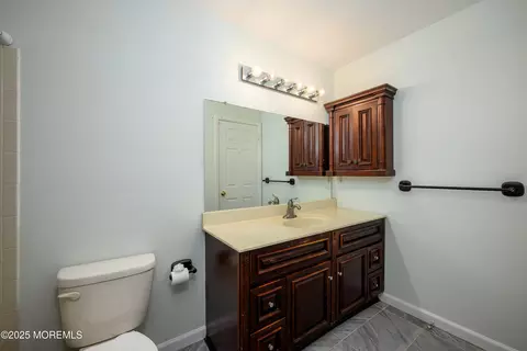 Bath - 101 Goldthread Ct, Jackson, NJ 08527 photo 2 of 2