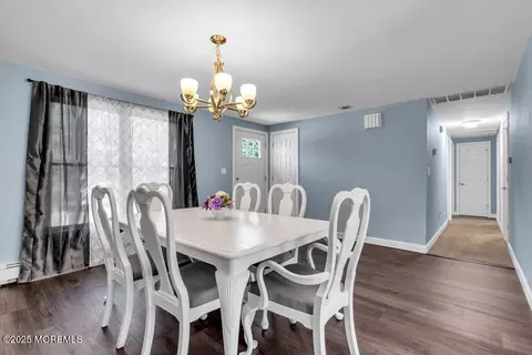 Dining - 2144 Hollywood Dr, Forked River, NJ 08731 photo 2 of 3