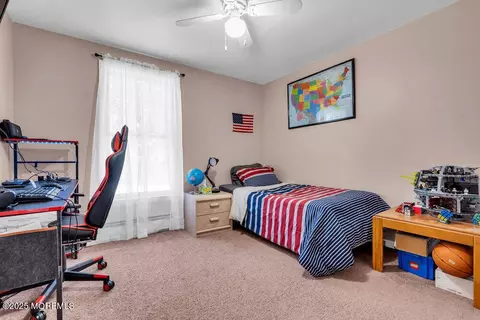 Bedroom - 2144 Hollywood Dr, Forked River, NJ 08731 photo 2 of 5