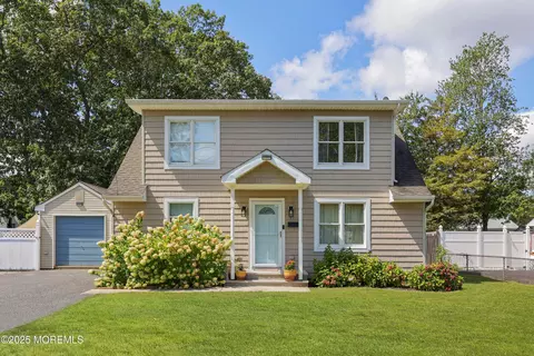 116 Roosevelt Dr, Brick, NJ 08724