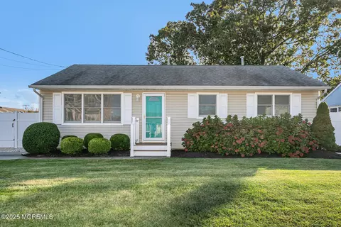 1836 Riviera Pkwy, Point Pleasant, NJ 08742