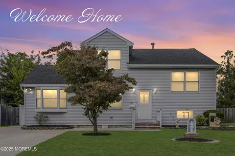 109 Dennis Dr, Brick, NJ 08724