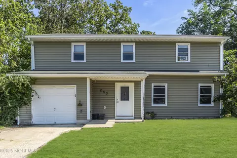 247 Essex Dr, Brick, NJ 08723