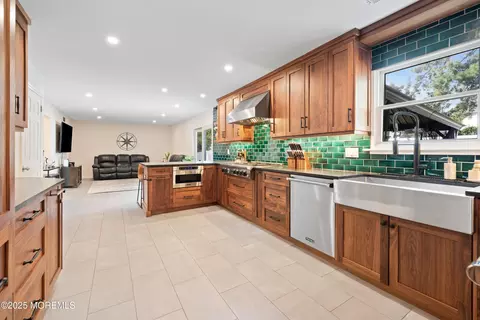 832 Constitution Dr, Brick, NJ 08724 photo 10