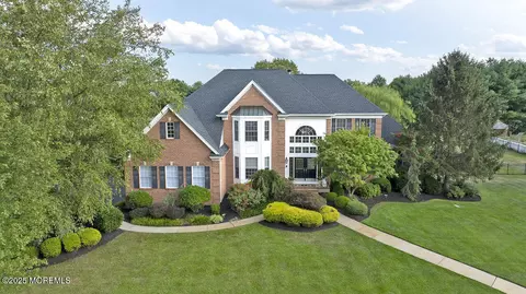 11 Victoria Ct, Cream Ridge, NJ 08514