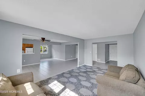 Living - 1 Reef Pl, Brick, NJ 08723 photo 2 of 3