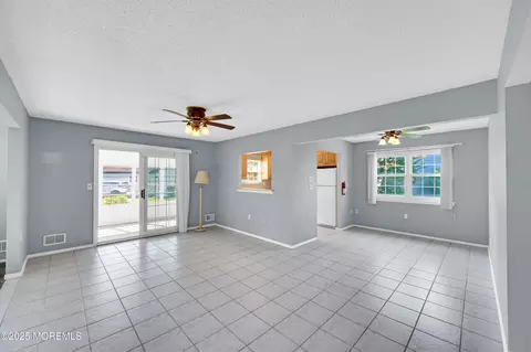Living - 1 Reef Pl, Brick, NJ 08723 photo 3 of 3