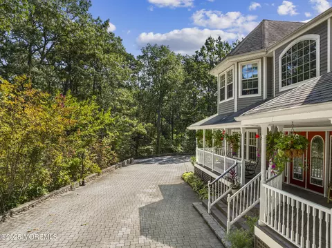 82 Mary Bell Rd, Manahawkin, NJ 08050