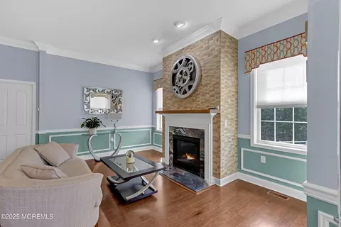 Living - 7 Brielle Ct, Waretown, NJ 08758 photo 1 of 2