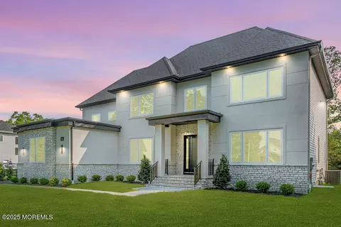 11 Cranberry Harvest Ct, Jackson, NJ 08527