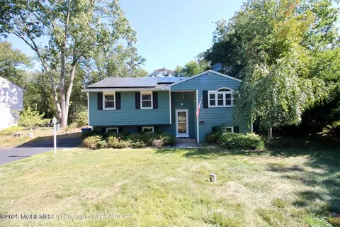 62 Dakota Trl, Browns Mills, NJ 08015