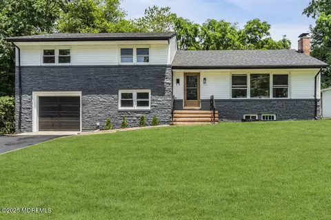1528 Stuyvesant Ave, Ewing, NJ 08618