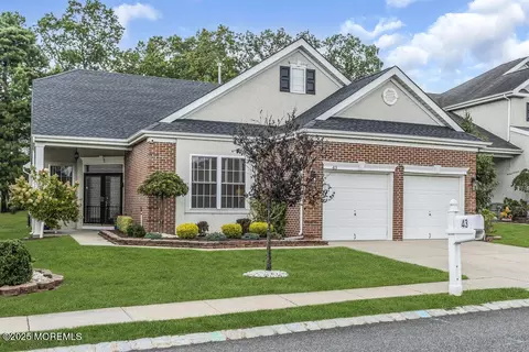 43 Pine Valley Rd, Jackson, NJ 08527