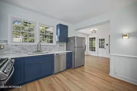 205 Ashland Rd, Middlesex, NJ 08846 photo 11