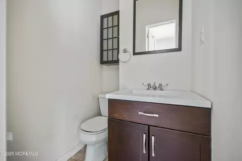 205 Ashland Rd, Middlesex, NJ 08846 photo 15