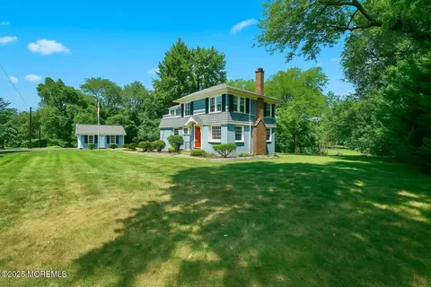 205 Ashland Rd, Middlesex, NJ 08846 photo 2