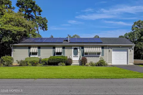 800 Northampton Blvd, Toms River, NJ 08757