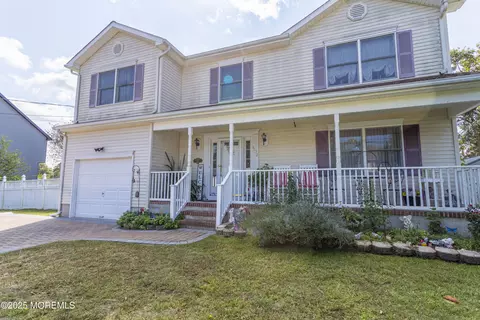 1132 5th Ave, Manchester, NJ 08759