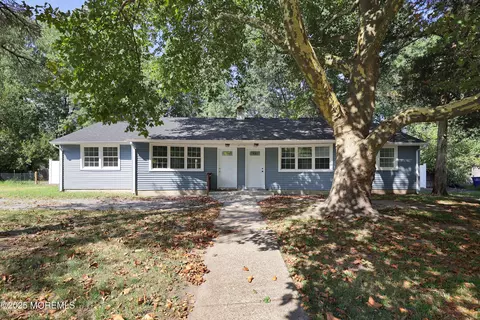 914 Pemberton Browns Mills Rd, Pemberton, NJ 08068