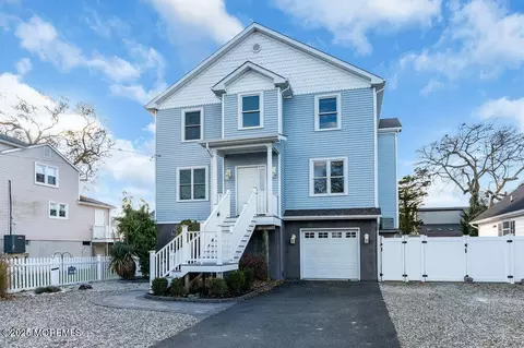 218 Grover Rd, Toms River, NJ 08753