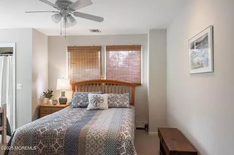 Bedroom - 82 E View Dr, Brick, NJ 08723 photo 6 of 6