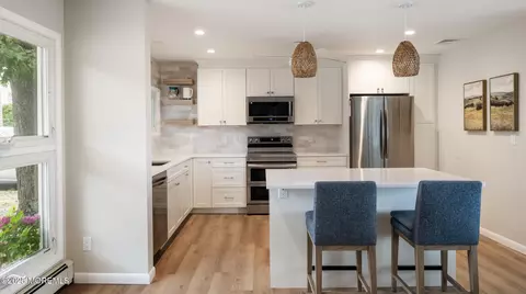 Kitchen - 82 E View Dr, Brick, NJ 08723 photo 2 of 3