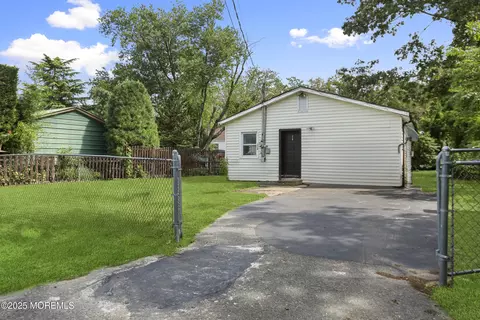 24 E 6th St, Howell, NJ 07731 photo 1
