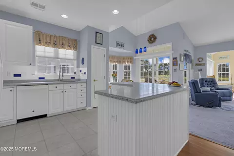 54 Pancoast Rd, Waretown, NJ 08758 photo 14