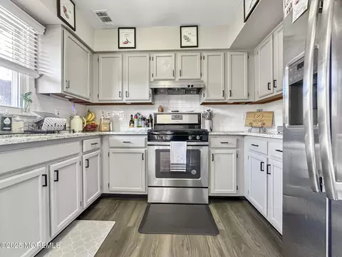 Kitchen - 5 Forge Ct, Jackson, NJ 08527 photo 3 of 3