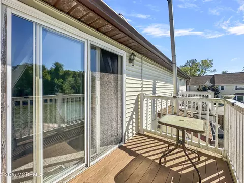 Exterior - 5 Forge Ct, Jackson, NJ 08527 photo 4 of 8