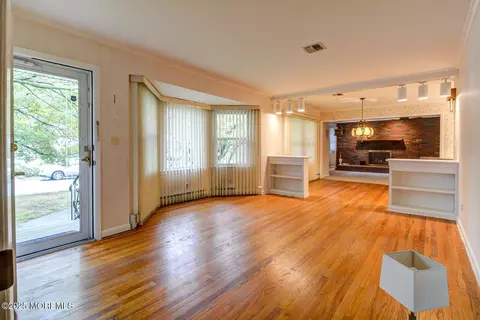 16 Wayside Dr, Brick, NJ 08724 photo 5